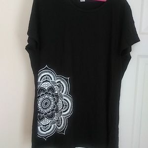 Black henna tshirt FINAL MARKDOWN